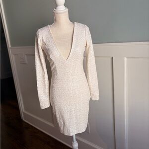 Dress the Population Ivory Deep V Long-Sleeve Textured Mini Dress